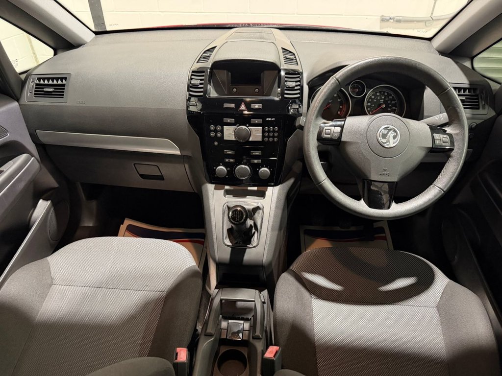 USED 2014 14 VAUXHALL ZAFIRA 1.8 16V Exclusiv MPV 5dr Petrol Manual Euro 5 (120 ps) 