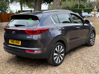 View our KIA SPORTAGE