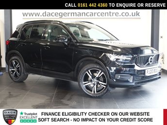 2020 VOLVO XC40