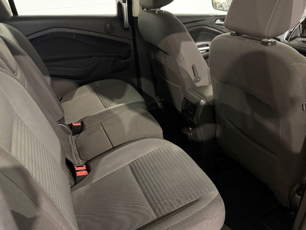 USED 2017 FORD GRAND C-MAX 1.0T EcoBoost Titanium MPV 5dr Petrol Manual Euro 6 (s/s) (Nav) (100 ps) 
