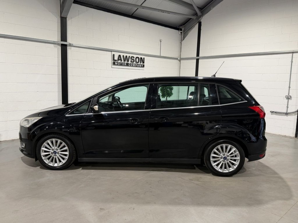 USED 2017 FORD GRAND C-MAX 1.0T EcoBoost Titanium MPV 5dr Petrol Manual Euro 6 (s/s) (Nav) (100 ps) 