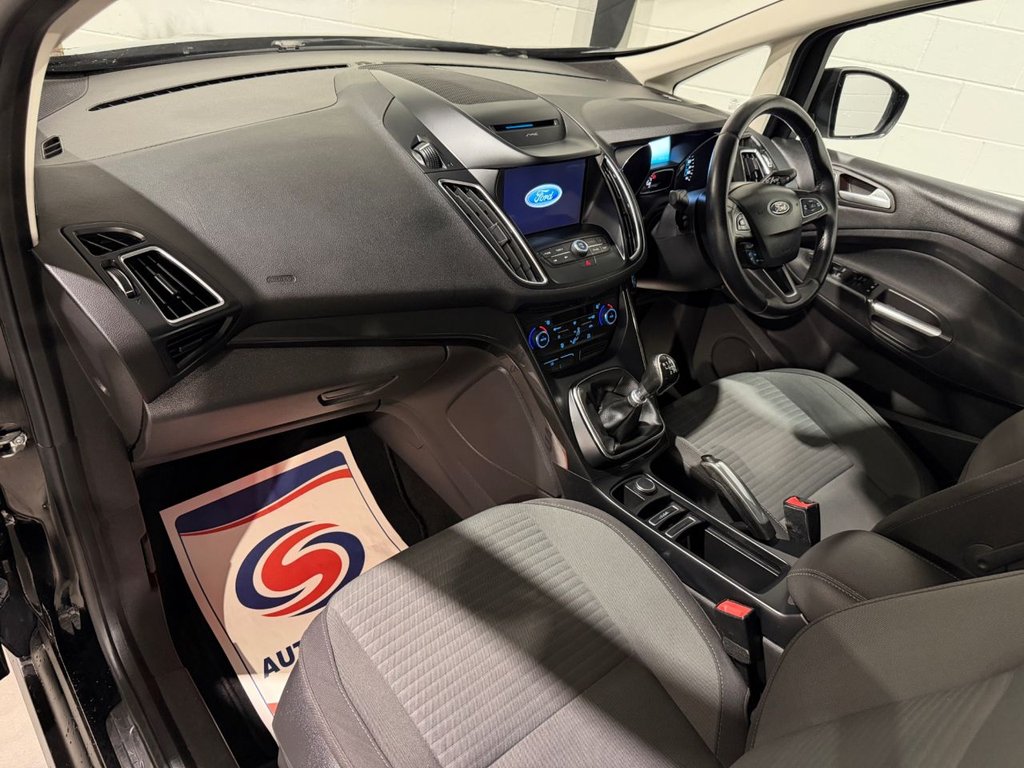 USED 2017 FORD GRAND C-MAX 1.0T EcoBoost Titanium MPV 5dr Petrol Manual Euro 6 (s/s) (Nav) (100 ps) 