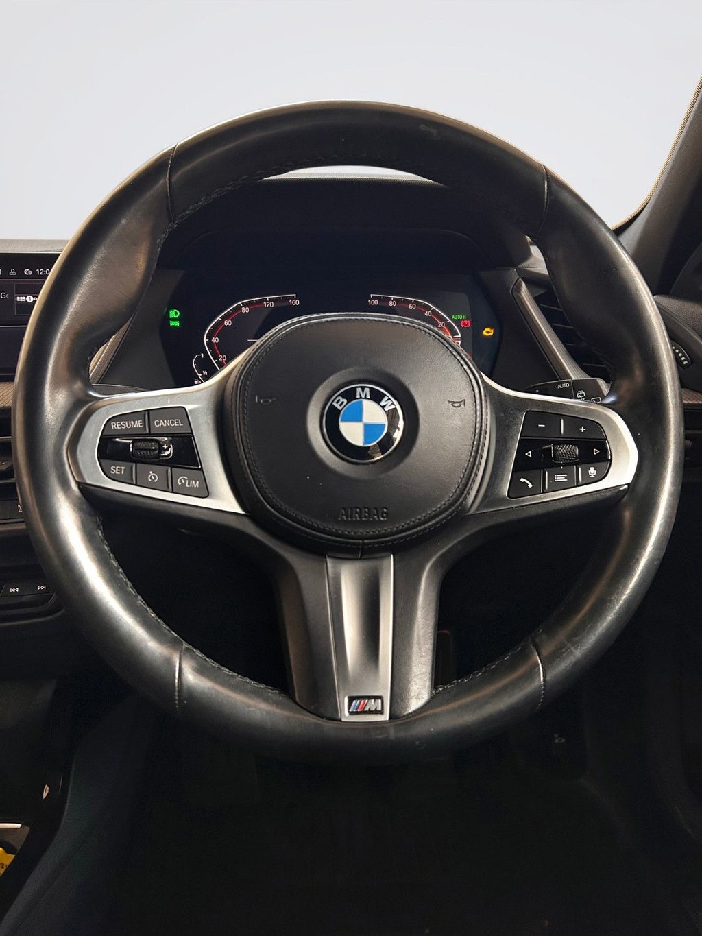 2023 BMW 1 Series — image 13