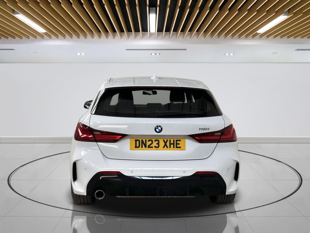 2023 BMW 1 Series — image 6
