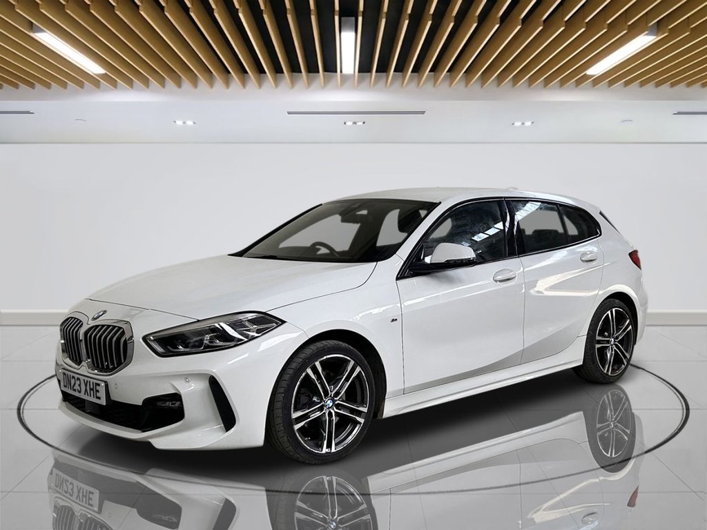 2023 BMW 1 Series — image 3