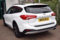 USED 2019 19 FORD FOCUS 1.0T ECOBOOST ACTIVE X 5 DOOR ESTATE 6-SPEED 123 BHP (EURO 6) Panoramic Sunroof / Heated Seats