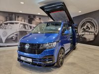 USED 2023 23 VOLKSWAGEN TRANSPORTER T6.1 2.0 TDI T28 HIGHLINE SOUTHLANDS EXECUTIVE 110 BHP SWB TWIN CAPTAIN SEATS + 4 BERTH