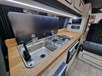 USED 2023 23 VOLKSWAGEN TRANSPORTER T6.1 2.0 TDI T28 HIGHLINE SOUTHLANDS EXECUTIVE 110 BHP SWB TWIN CAPTAIN SEATS + 4 BERTH