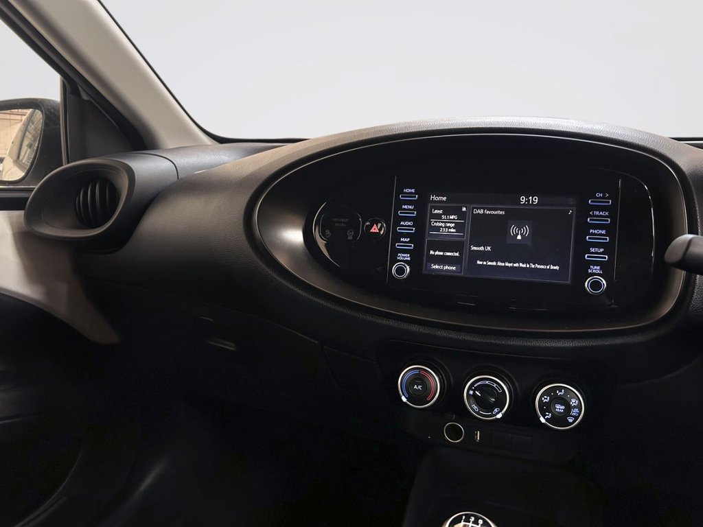2023 Toyota Aygo X — image 20