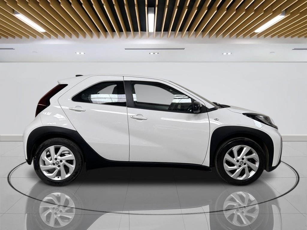 2023 Toyota Aygo X — image 9