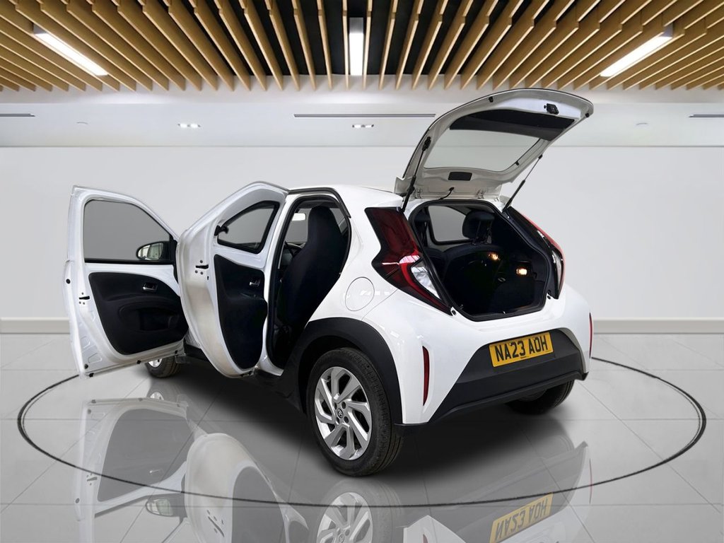 2023 Toyota Aygo X — image 10