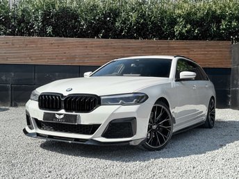 2022 BMW 5 SERIES 2.0 520d MHT M Sport Touring 5dr Diesel Hybrid Steptronic Euro 6 (s/s) (190 ps) £22990.00