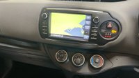 USED 2019 19 TOYOTA YARIS 1.5 VVT-i Icon Tech Hatchback 5dr Petrol Manual Euro 6 (111 ps)+1 FORMER KEEPER+HISTORY+AIRCON+PARK CONTROL WITH CAMERA+BLUETOOTH+MEDIA+DAB+NAV+ALLOYS+CRUISE 1 FORMER KEEPER+HISTORY+AIRCON+PARK CONTROL WITH CAMERA+BLUETOOTH+MEDIA+DAB+NAV+ALLOYS+CRUISE+HPI CLEAR