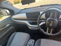 USED 2022 22 FIAT 500E 42kWh Icon Hatchback 3dr Electric Auto (118 ps) 1 OWNER, 17" ALLOYS, COMFORT SEATS