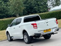 USED 2017 66 MITSUBISHI L200 2.4 DI-D DC Warrior Pickup Double Cab 4dr Diesel Auto 4WD Euro 6 (178 ps) * * NO VAT * *  REVERSING CAMERA