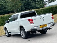 USED 2017 66 MITSUBISHI L200 2.4 DI-D DC Warrior Pickup Double Cab 4dr Diesel Auto 4WD Euro 6 (178 ps) * * NO VAT * *  REVERSING CAMERA