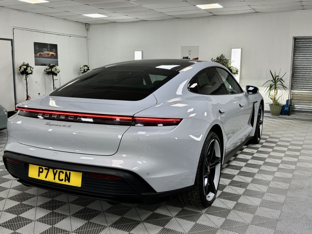 USED 2021 P PORSCHE TAYCAN Performance Plus 93.4kWh 4S Saloon 4dr Electric Auto 4WD (571 ps) 