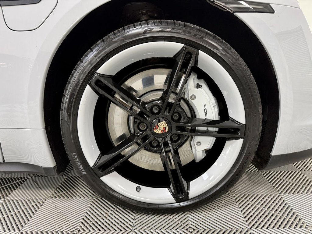 USED 2021 P PORSCHE TAYCAN Performance Plus 93.4kWh 4S Saloon 4dr Electric Auto 4WD (571 ps) 