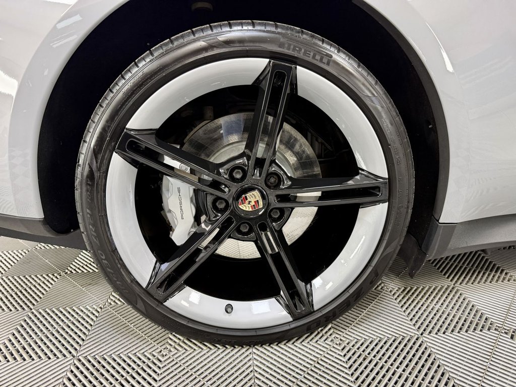 USED 2021 P PORSCHE TAYCAN Performance Plus 93.4kWh 4S Saloon 4dr Electric Auto 4WD (571 ps) 