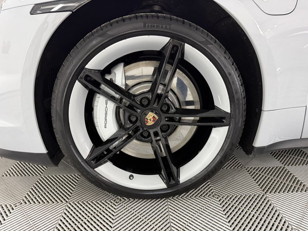 USED 2021 P PORSCHE TAYCAN Performance Plus 93.4kWh 4S Saloon 4dr Electric Auto 4WD (571 ps) 