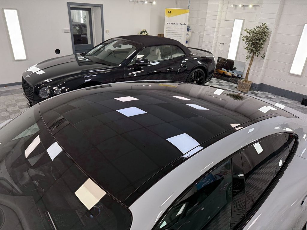 USED 2021 P PORSCHE TAYCAN Performance Plus 93.4kWh 4S Saloon 4dr Electric Auto 4WD (571 ps) 