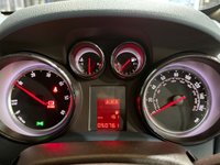 USED 2013 13 VAUXHALL MOKKA 1.7 CDTi Exclusiv SUV 5dr Diesel Manual 2WD Euro 5 (s/s) (130 ps) 