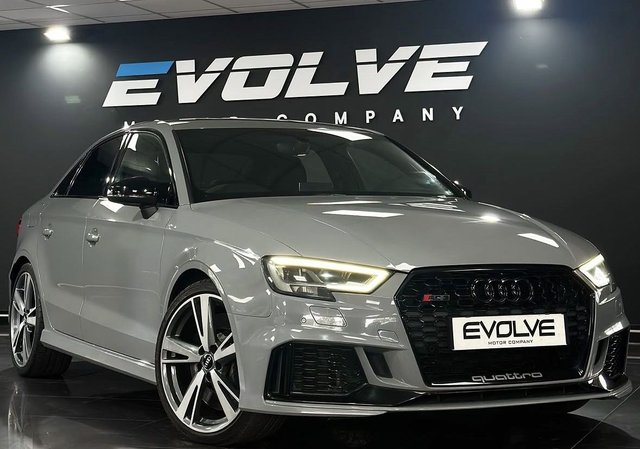 View our AUDI RS3