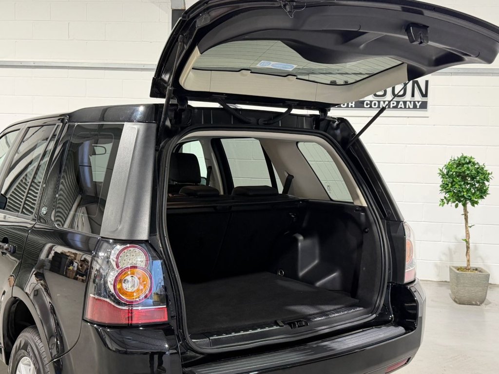 USED 2014 14 LAND ROVER FREELANDER 2 2.2 SD4 XS SUV 5dr Diesel CommandShift 4WD Euro 5 (190 ps) 