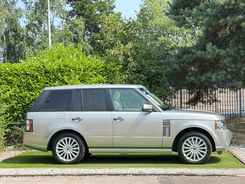 USED 2011 11 LAND ROVER RANGE ROVER 4.4 TD V8 Vogue SE Autobiography SUV 5dr Diesel Auto 4WD Euro 5 (313 bhp) HEATED/COOLED SEATS, SUNROOF