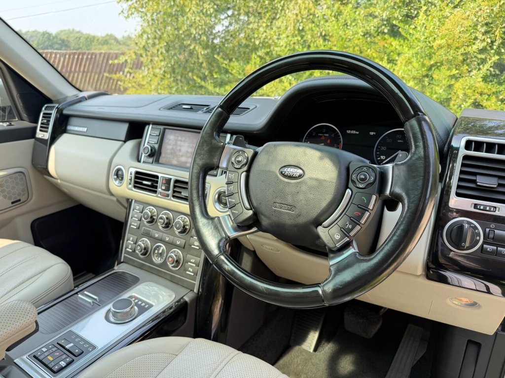 USED 2011 11 LAND ROVER RANGE ROVER 4.4 TD V8 Vogue SE Autobiography SUV 5dr Diesel Auto 4WD Euro 5 (313 bhp) HEATED/COOLED SEATS, SUNROOF