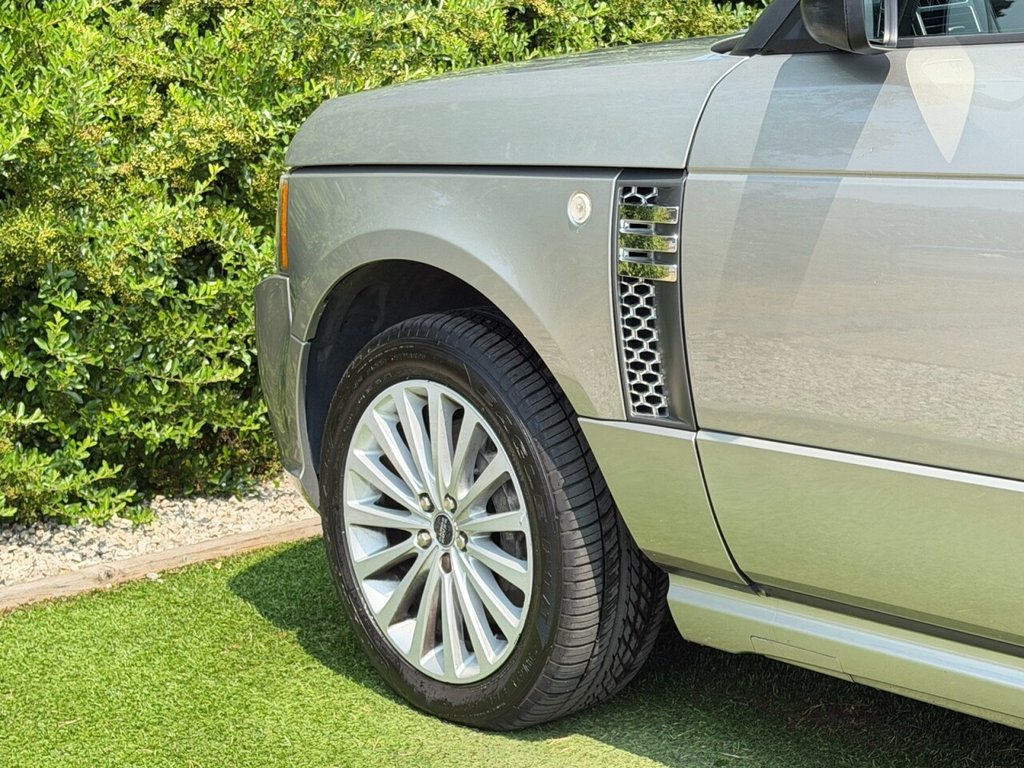 USED 2011 11 LAND ROVER RANGE ROVER 4.4 TD V8 Vogue SE Autobiography SUV 5dr Diesel Auto 4WD Euro 5 (313 bhp) HEATED/COOLED SEATS, SUNROOF