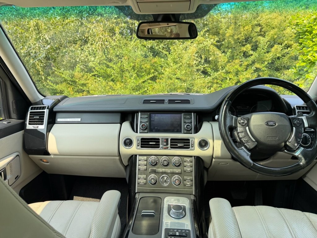 USED 2011 11 LAND ROVER RANGE ROVER 4.4 TD V8 Vogue SE Autobiography SUV 5dr Diesel Auto 4WD Euro 5 (313 bhp) HEATED/COOLED SEATS, SUNROOF