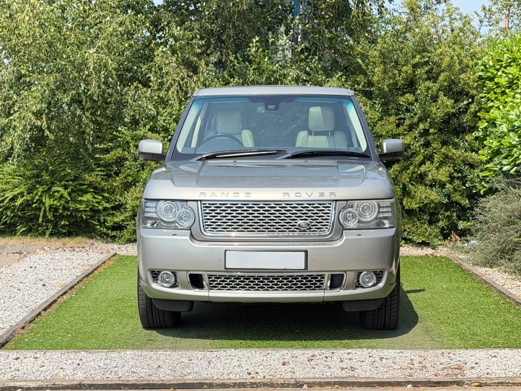 USED 2011 11 LAND ROVER RANGE ROVER 4.4 TD V8 Vogue SE Autobiography SUV 5dr Diesel Auto 4WD Euro 5 (313 bhp) HEATED/COOLED SEATS, SUNROOF