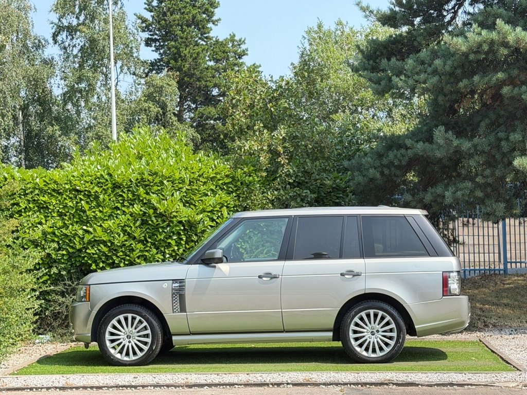 USED 2011 11 LAND ROVER RANGE ROVER 4.4 TD V8 Vogue SE Autobiography SUV 5dr Diesel Auto 4WD Euro 5 (313 bhp) HEATED/COOLED SEATS, SUNROOF