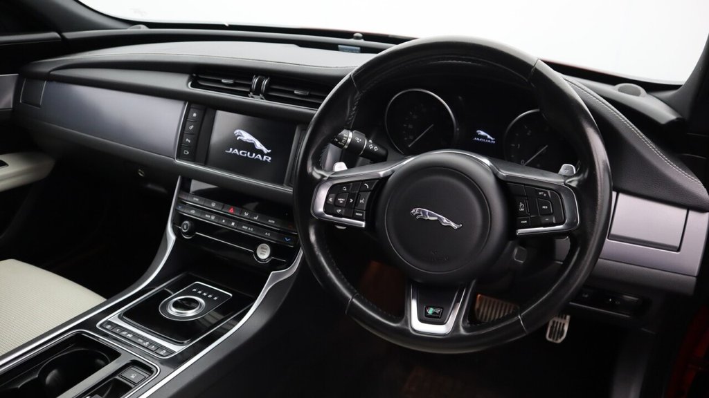 USED 2018 68 JAGUAR XF 2.0d R-Sport Saloon 4dr Diesel Auto Euro 6 (s/s) (180 ps)
