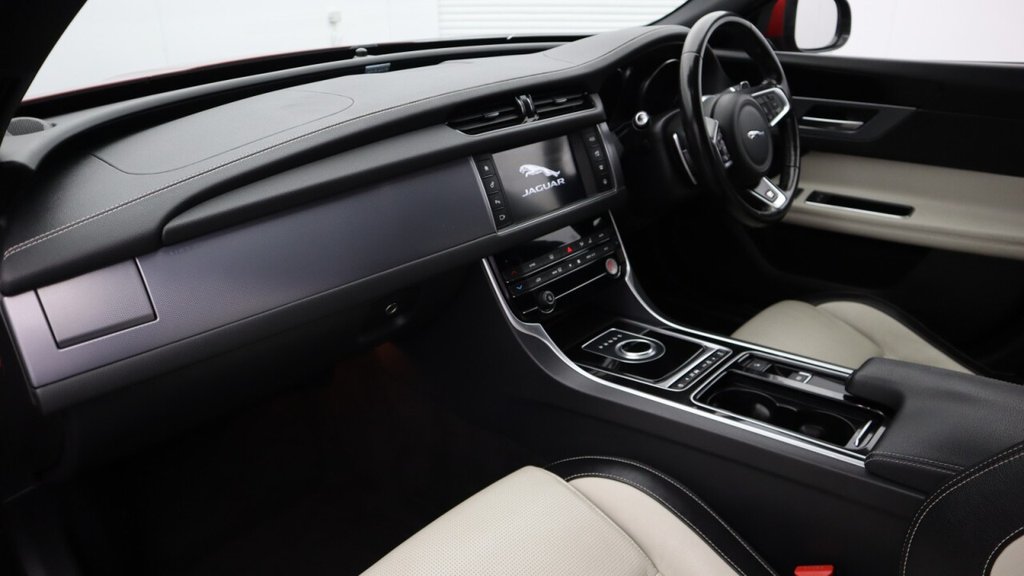 USED 2018 68 JAGUAR XF 2.0d R-Sport Saloon 4dr Diesel Auto Euro 6 (s/s) (180 ps)