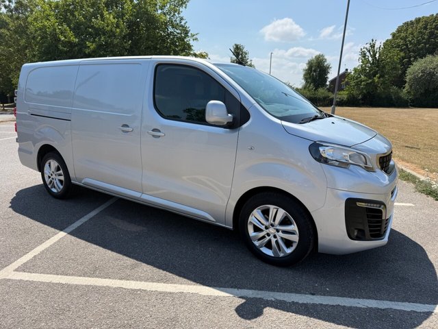 View our PEUGEOT EXPERT