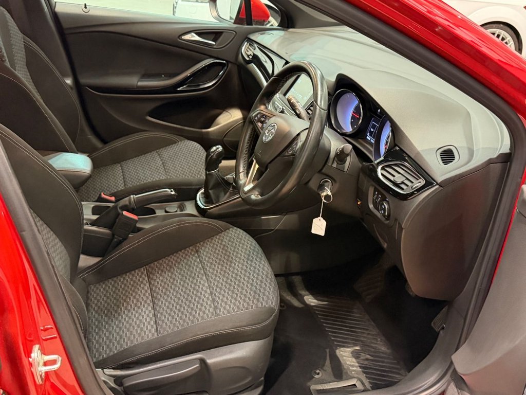 USED 2016 16 VAUXHALL ASTRA 1.6 CDTi ecoTEC BlueInjection SRi Hatchback 5dr Diesel Manual Euro 6 (110 ps) 