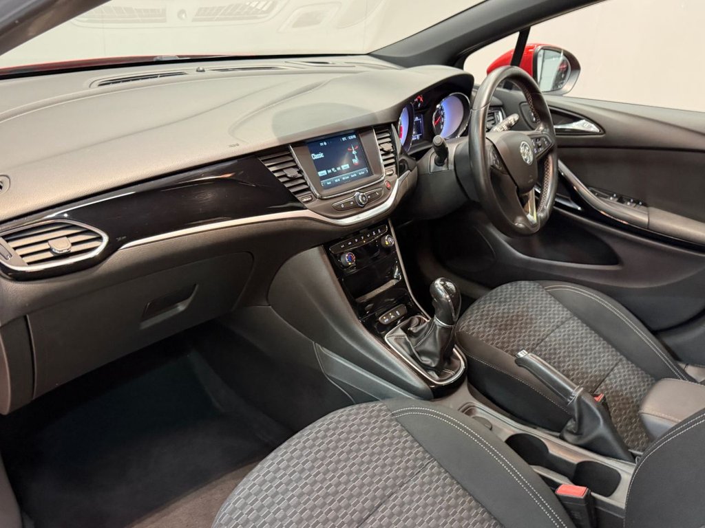 USED 2016 16 VAUXHALL ASTRA 1.6 CDTi ecoTEC BlueInjection SRi Hatchback 5dr Diesel Manual Euro 6 (110 ps) 