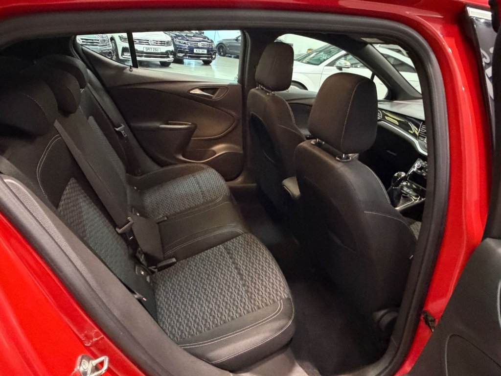 USED 2016 16 VAUXHALL ASTRA 1.6 CDTi ecoTEC BlueInjection SRi Hatchback 5dr Diesel Manual Euro 6 (110 ps) 
