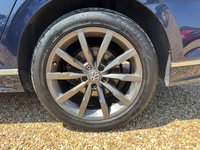 USED 2017 17 VOLKSWAGEN PASSAT 2.0 TDI BlueMotion Tech R-Line Estate 5dr Diesel DSG Euro 6 (s/s) (150 ps) Aircon/Heated Seats