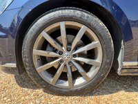 USED 2017 17 VOLKSWAGEN PASSAT 2.0 TDI BlueMotion Tech R-Line Estate 5dr Diesel DSG Euro 6 (s/s) (150 ps) Aircon/Heated Seats