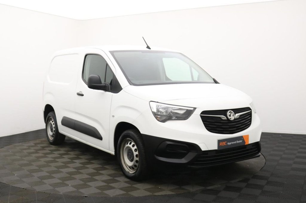 USED 2021 21 VAUXHALL COMBO 1.5 Turbo D 2300 Dynamic Panel Van 4dr Diesel Manual L1 H1 Euro 6 (100 ps) Bluetooth, Air Con, Sensors