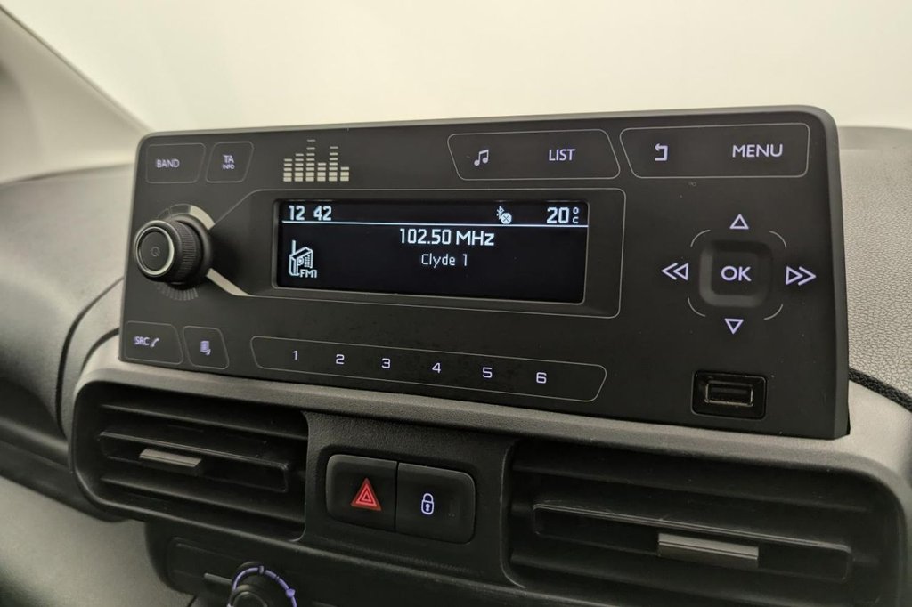 USED 2021 21 VAUXHALL COMBO 1.5 Turbo D 2300 Dynamic Panel Van 4dr Diesel Manual L1 H1 Euro 6 (100 ps) Bluetooth, Air Con, Sensors
