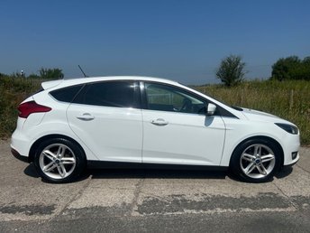 View our FORD FOCUS