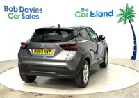 USED 2020 69 NISSAN JUKE 1.0 DIG-T N-Connecta SUV 5dr Petrol Manual Euro 6 (s/s) (117 ps) Low Mileage With Parking Camera, SATNAV, CARPLAY, Privcay Glass, 17" Alloys only 17000 Miles Full Service History