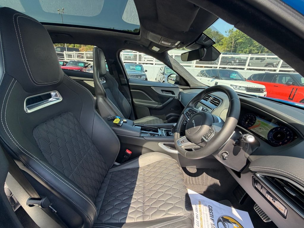 2020 Jaguar F-Pace thumbnail 13