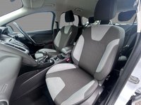USED 2011 61 FORD FOCUS 1.6 Zetec Hatchback 5dr Petrol Manual Euro 5 (125 ps) Low Miles