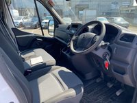 USED 2020 70 NISSAN NV400 2.3 dCi 35 Tekna Panel Van 5dr Diesel Manual FWD L3 H2 Euro 6 (135 ps) One Owner Car