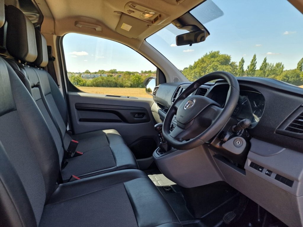 USED 2020 20 VAUXHALL VIVARO 1.5 Turbo D 2900 Sportive Panel Van 5dr Diesel Manual L2 H1 Euro 6 (s/s) (100 ps) FINANCE AVAILABLE